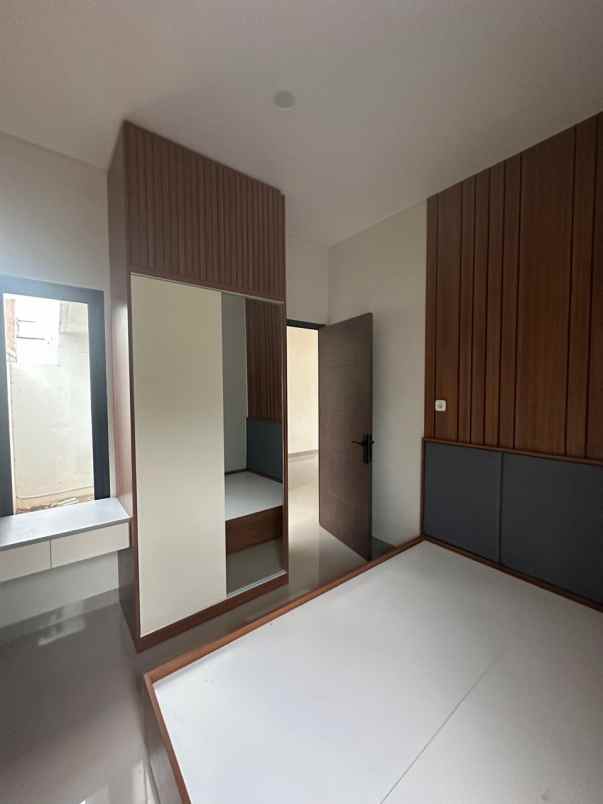 dijual rumah cinangka sawangan