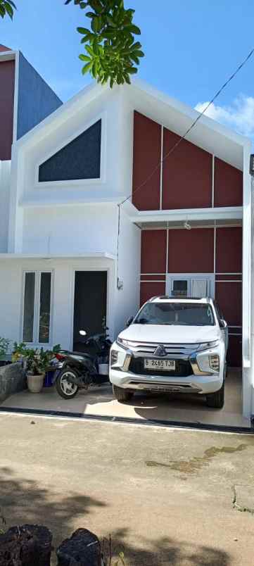 dijual rumah cipayung