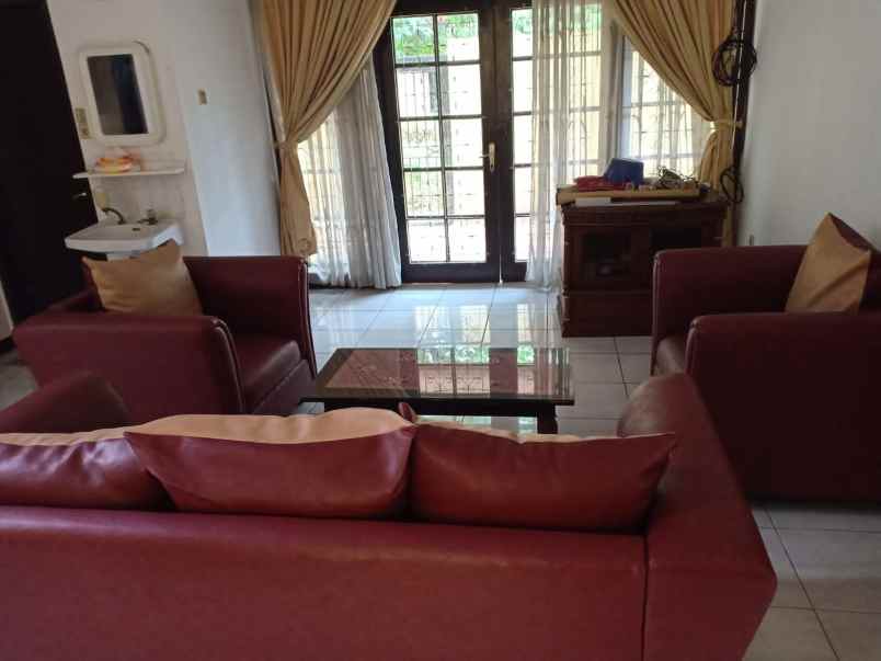 dijual rumah cipinang indah pondok