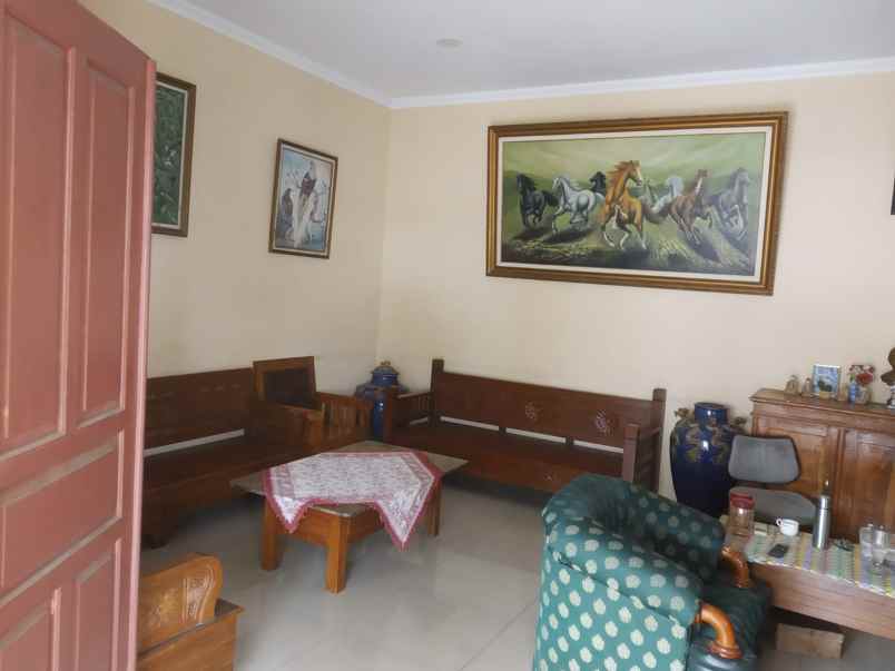 dijual rumah ciputat