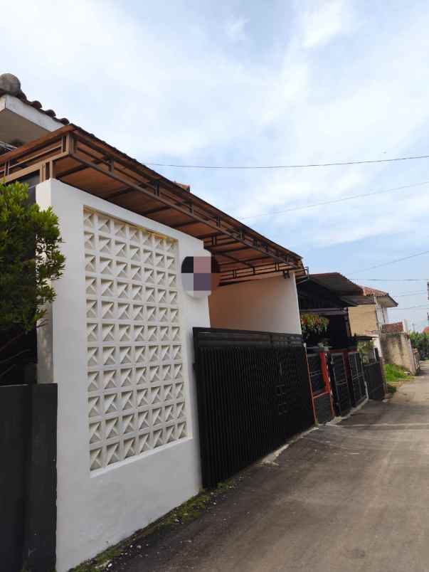 dijual rumah cisangkan cimahi