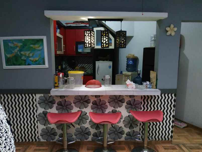 dijual rumah cisaranten kulon