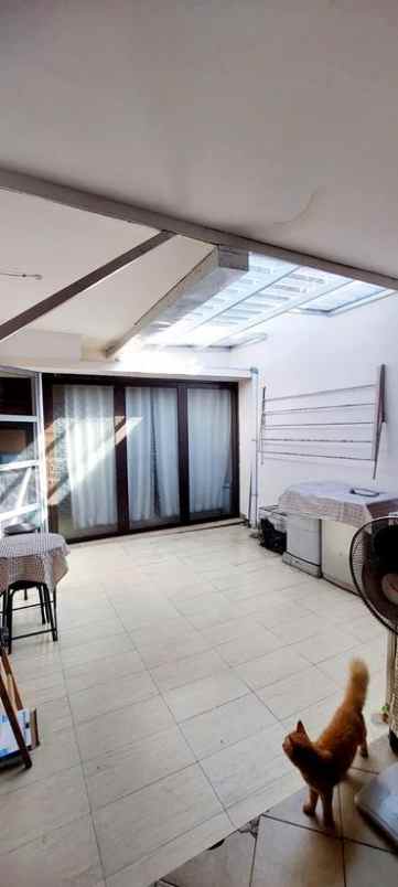 dijual rumah cisaranten kulon