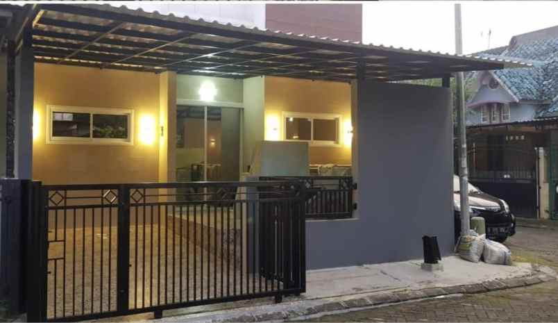 dijual rumah citra raya taman puspa