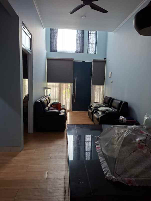 dijual rumah citragran cibubur