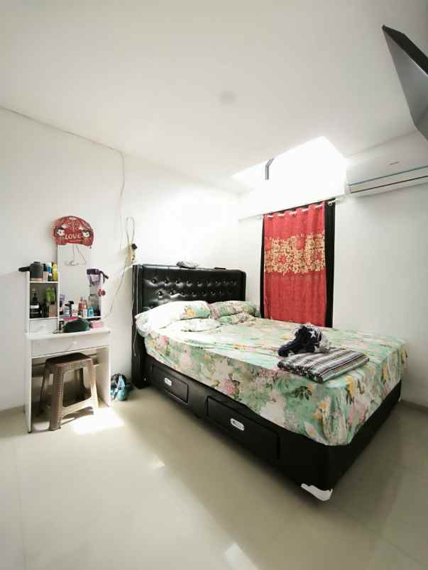 dijual rumah citraland pelican hill