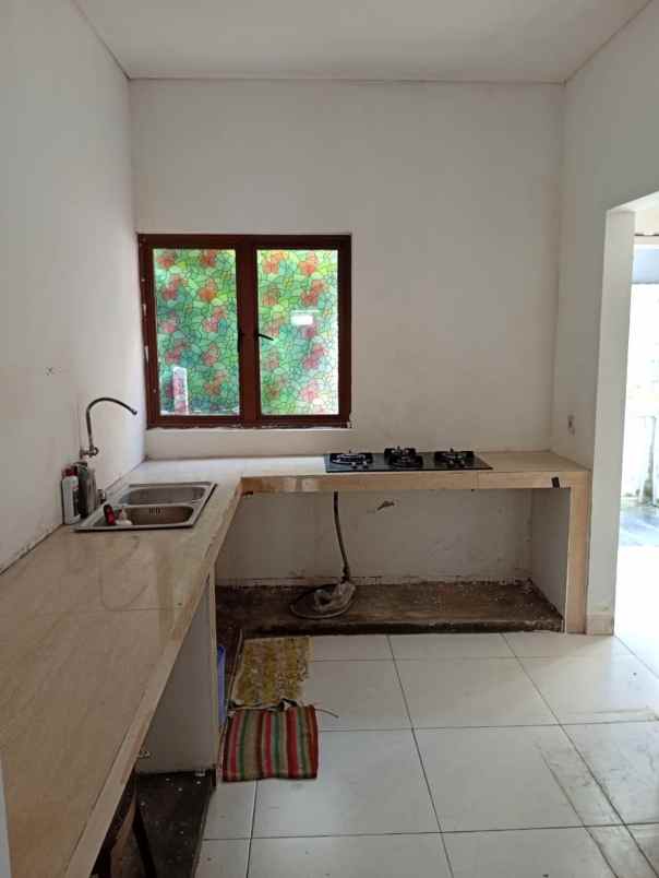 dijual rumah cluster alamanda jgc