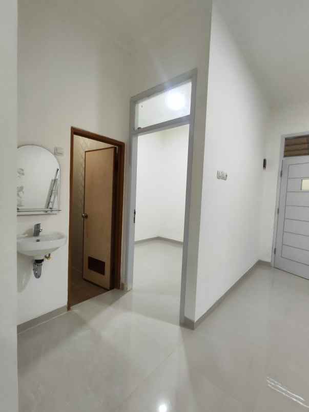 dijual rumah cluster barleria
