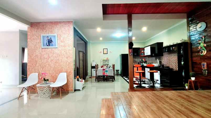 dijual rumah cluster mustikajaya kota