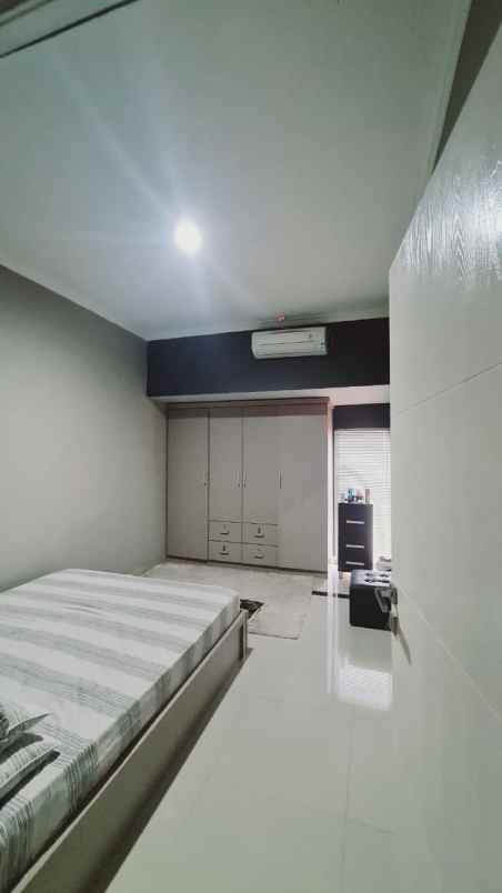 dijual rumah cluster mustikajaya kota