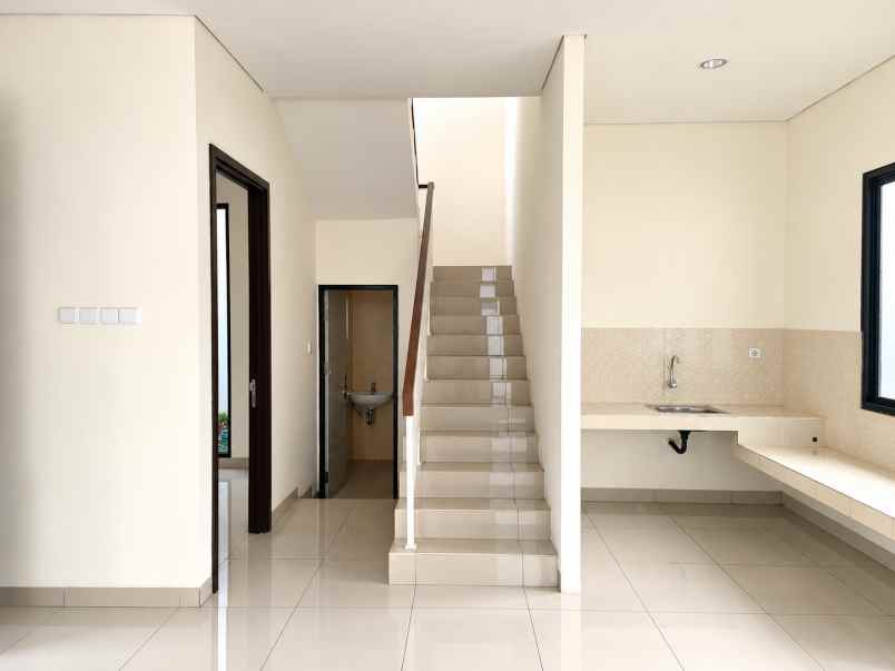 dijual rumah cluster shinano jgc