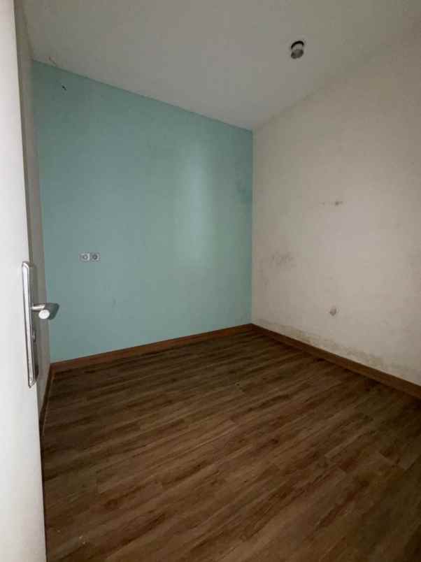 dijual rumah cluster yarra jgc jakarta