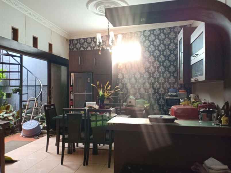 dijual rumah condet jakarta timur