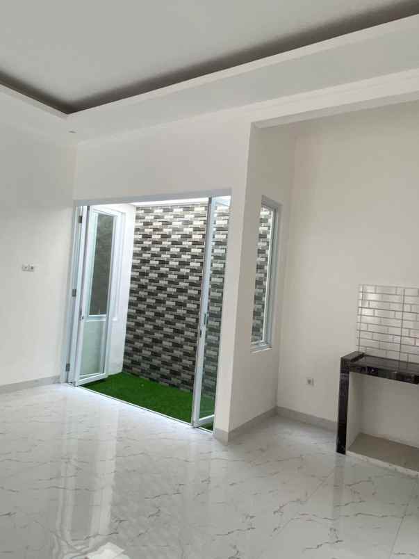 dijual rumah dekat grand galaxy bekasi