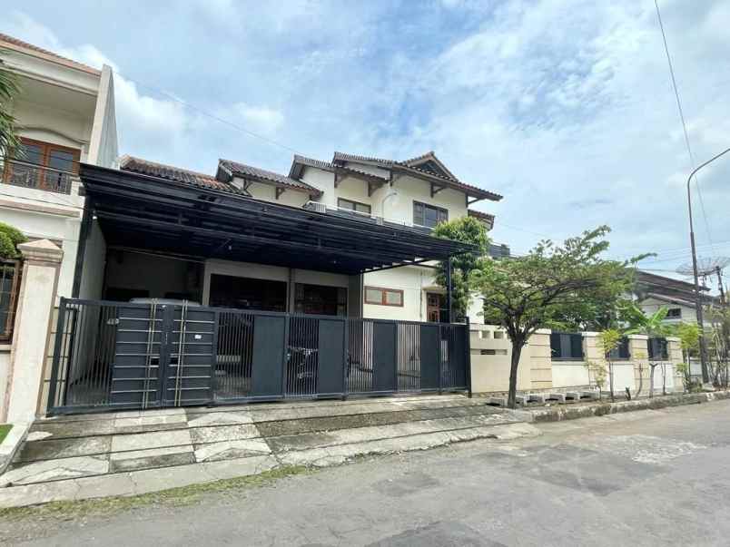 dijual rumah dharmahusada indah tengah