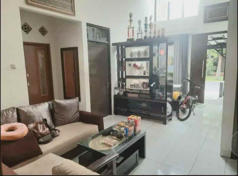 dijual rumah di citragran cibubur siap huni
