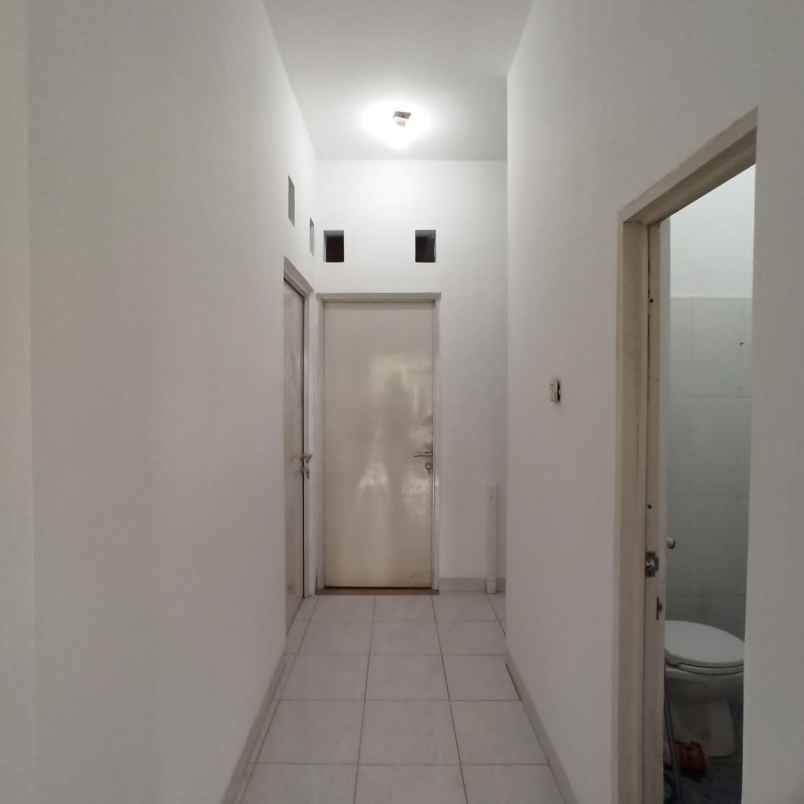 dijual rumah di permata cimanggis depok