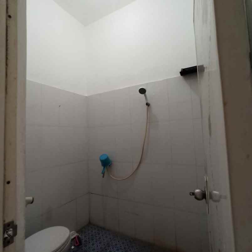 dijual rumah di permata cimanggis depok