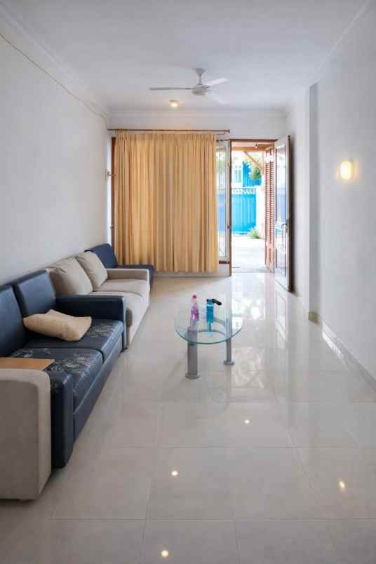 dijual rumah di perumahan tytyan indah bekasi