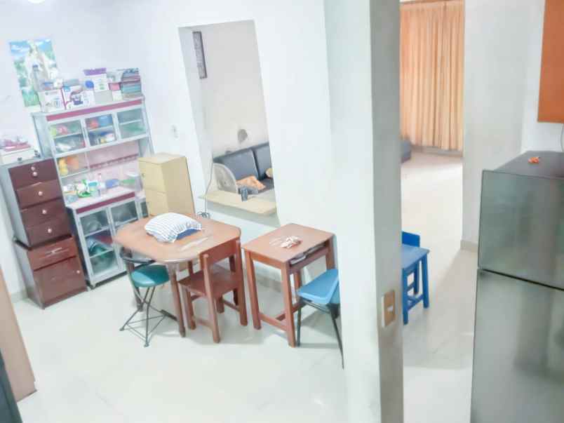 dijual rumah di perumahan tytyan indah bekasi