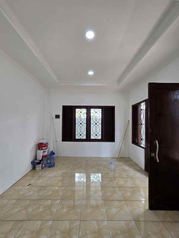 dijual rumah duren sawit jaktim