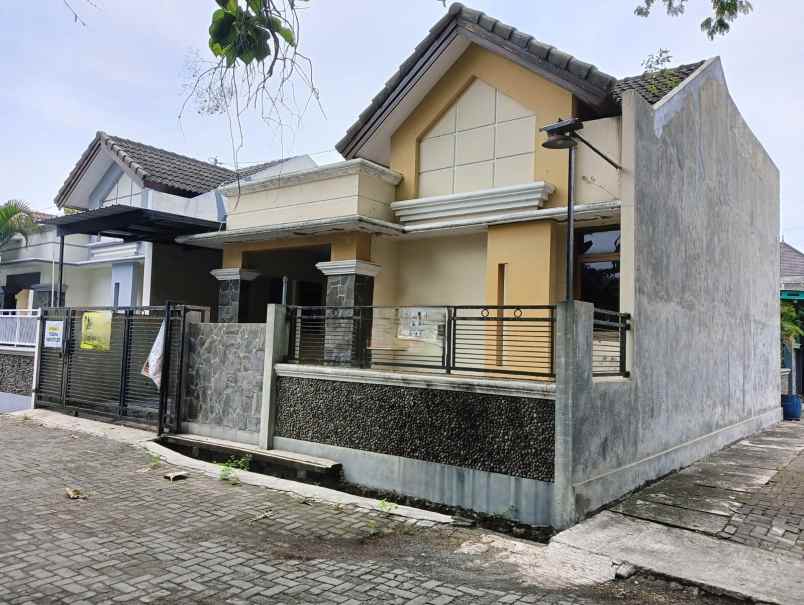 dijual rumah ganesha pedurungan