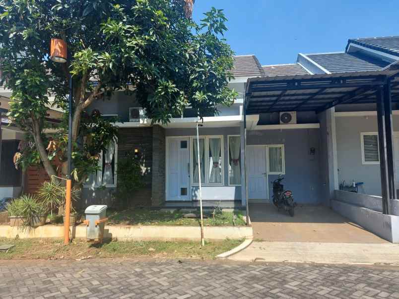 dijual rumah grafika