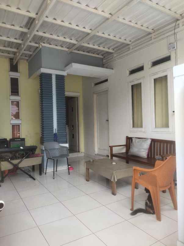 dijual rumah harapan indah cluster