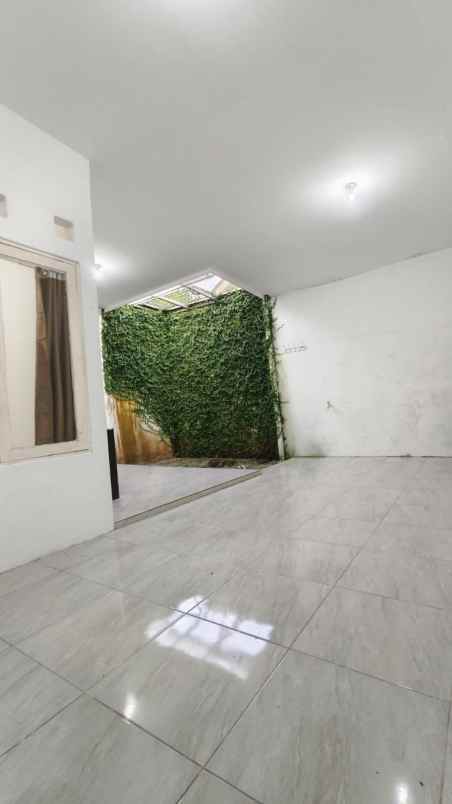 dijual rumah harvest city cluster