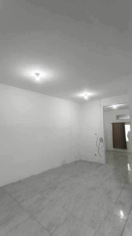 dijual rumah harvest city cluster