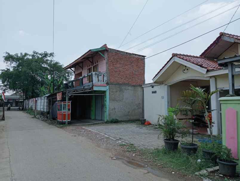 dijual rumah hitung tanah luas 300m shm malang nengah
