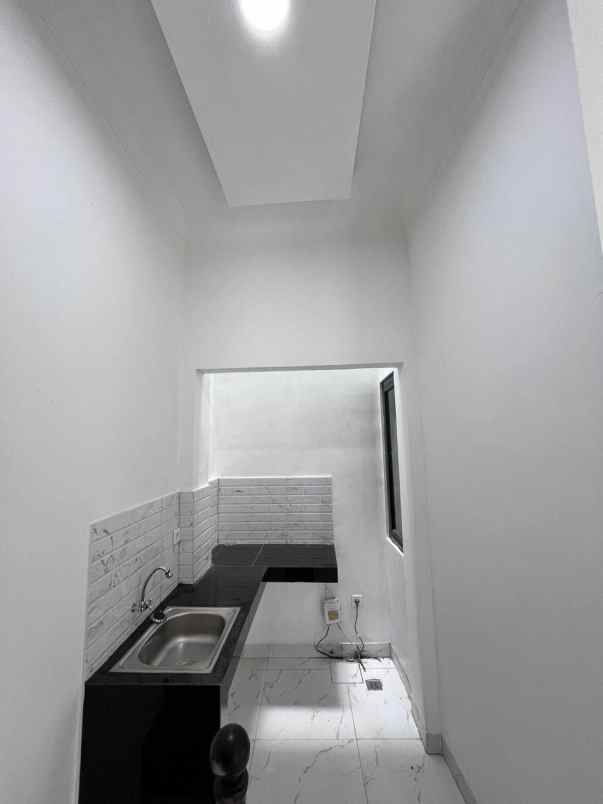 dijual rumah jagakarsa