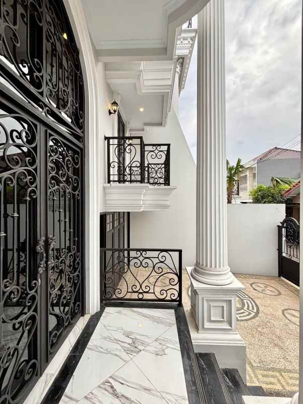 dijual rumah jagakarsa jakarta selatan