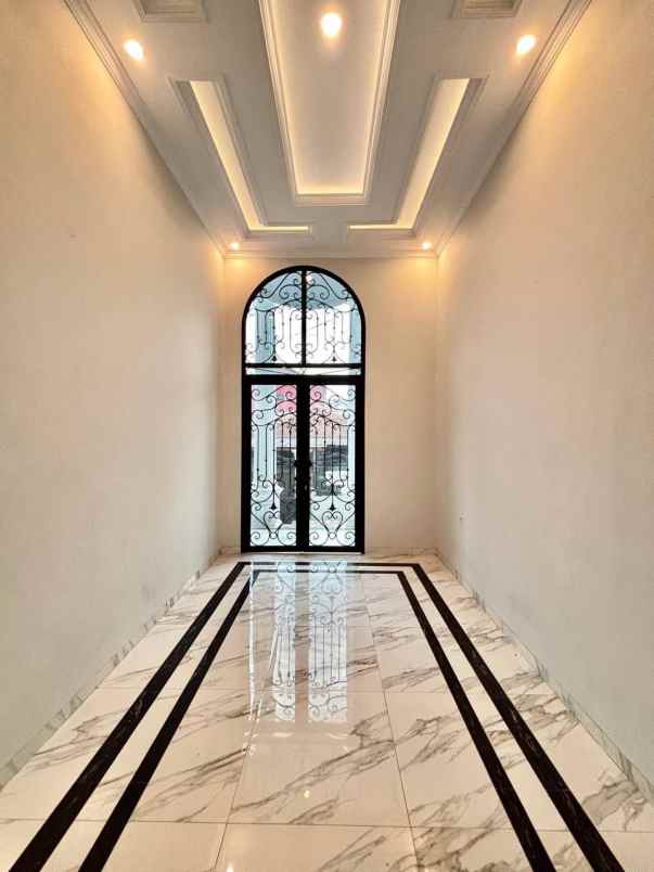 dijual rumah jagakarsa jakarta selatan