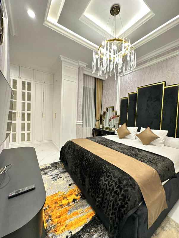 dijual rumah jagakarsa jakarta selatan