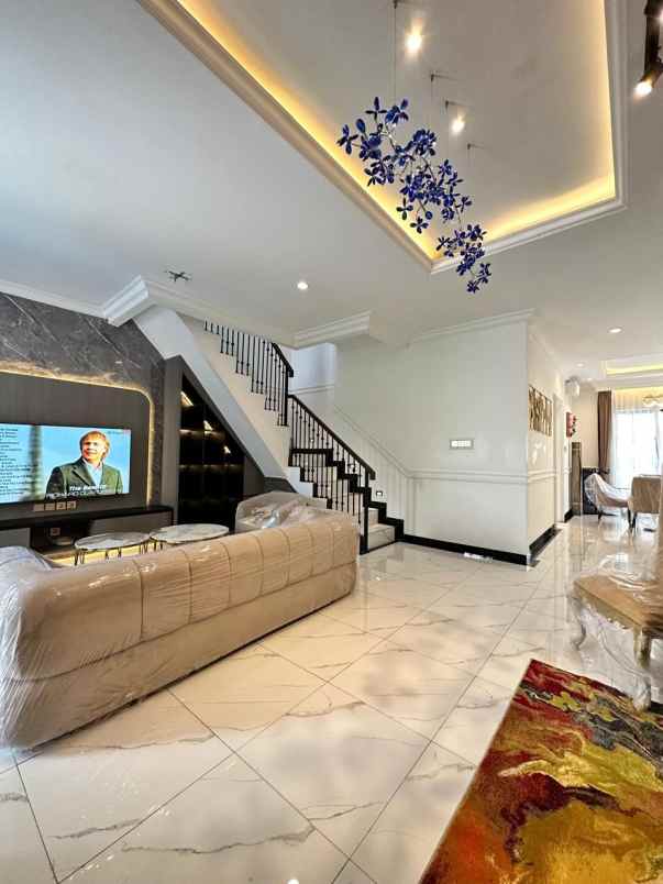 dijual rumah jagakarsa jakarta selatan