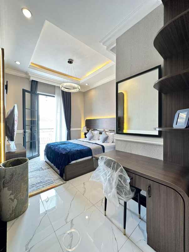 dijual rumah jagakarsa jakarta selatan