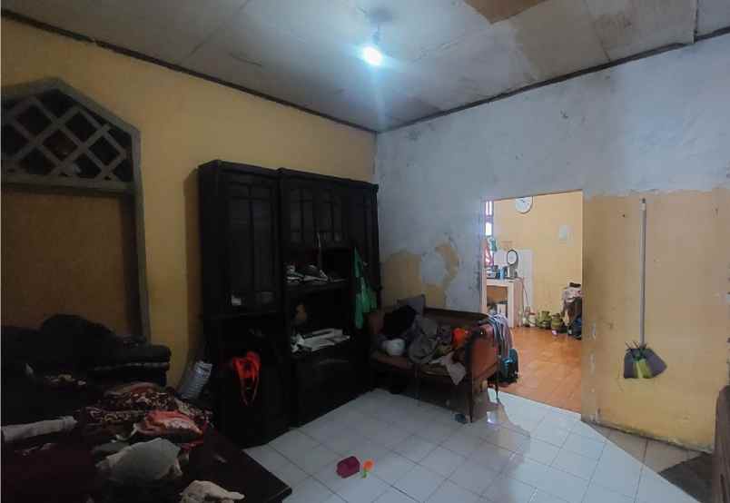 dijual rumah jalan cendrawasih cipayung