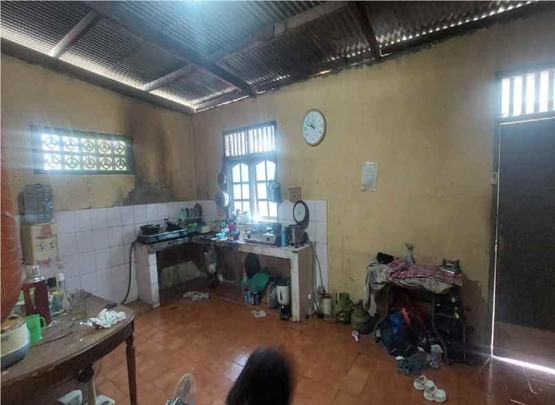 dijual rumah jalan cendrawasih cipayung