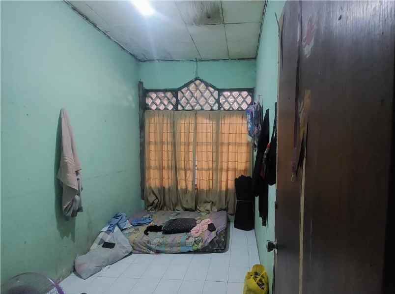 dijual rumah jalan cendrawasih cipayung