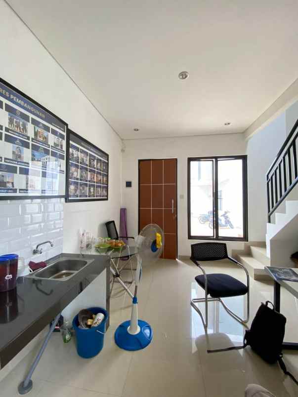 dijual rumah jalan h nilan