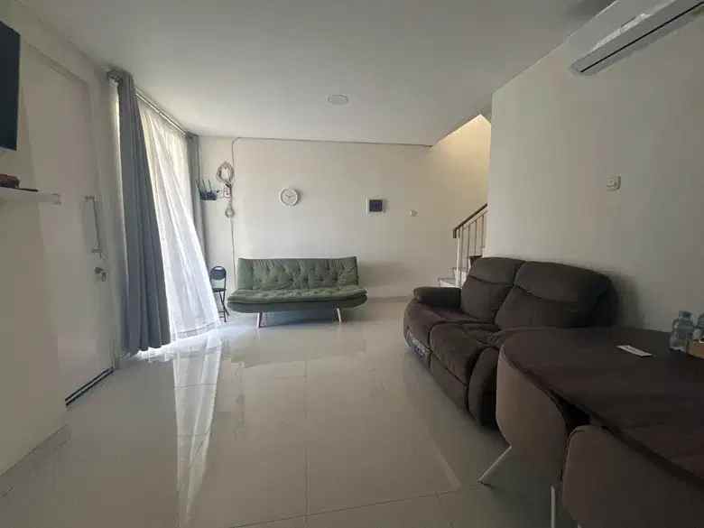 dijual rumah jalan kejawan putih tambak