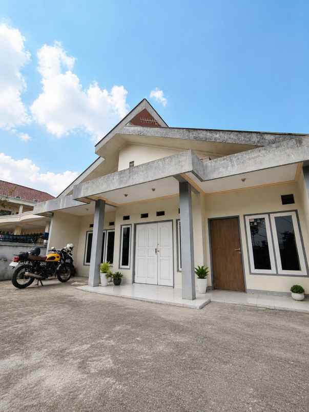 dijual rumah jalan masjid baitussalam