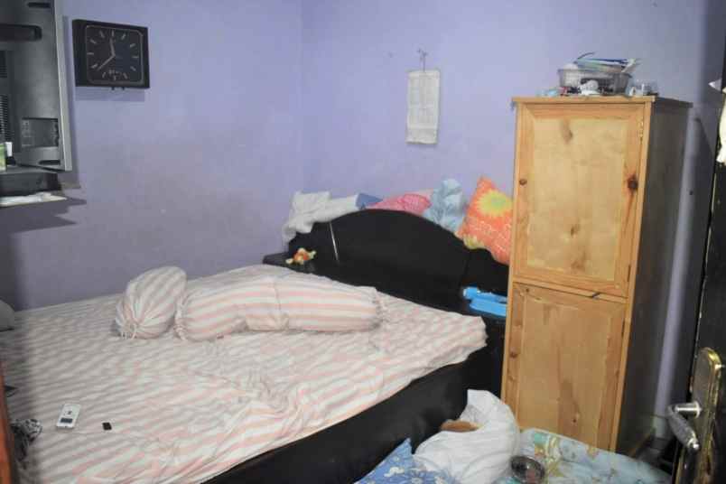 dijual rumah jalan raya penggilingan