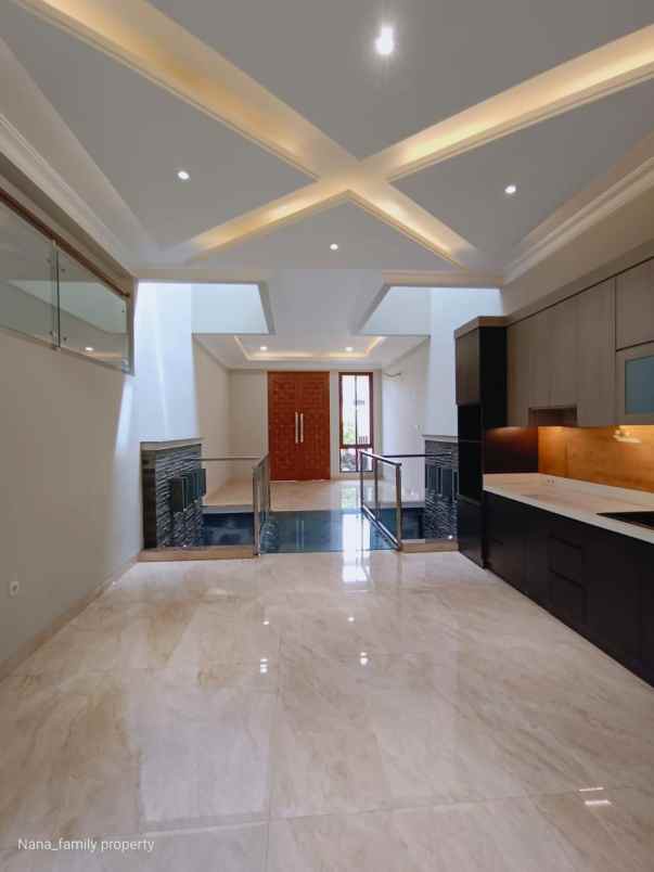 dijual rumah jalan raya pesanggrahan