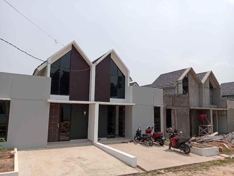 dijual rumah jalan raya tajur citeureup