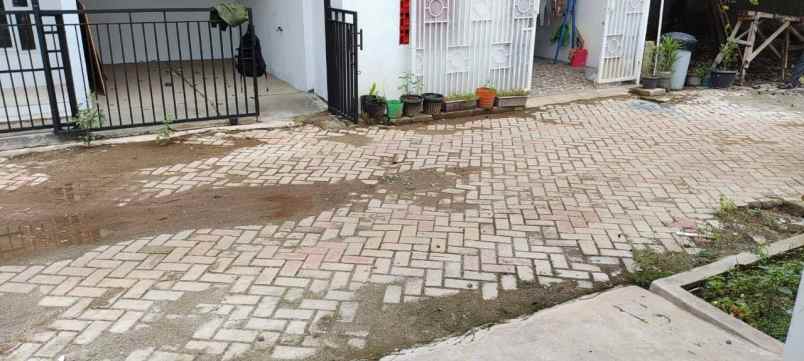 dijual rumah jatisari village