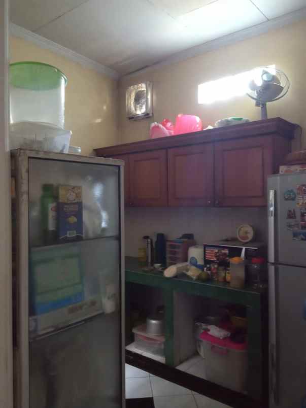 dijual rumah jatiwaringin