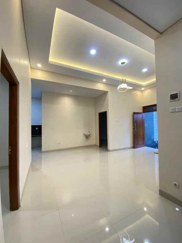 dijual rumah jetis trimulyo
