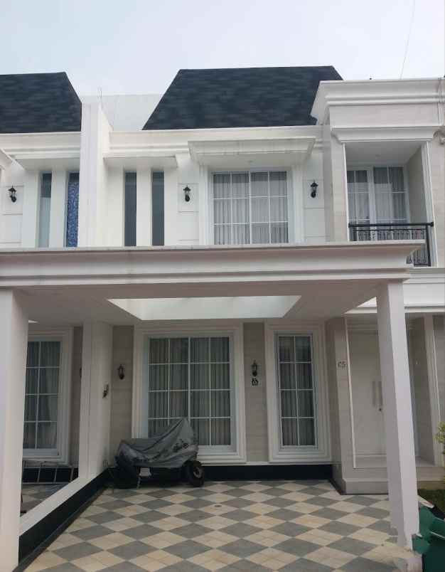dijual rumah jl bambu apus cipayung